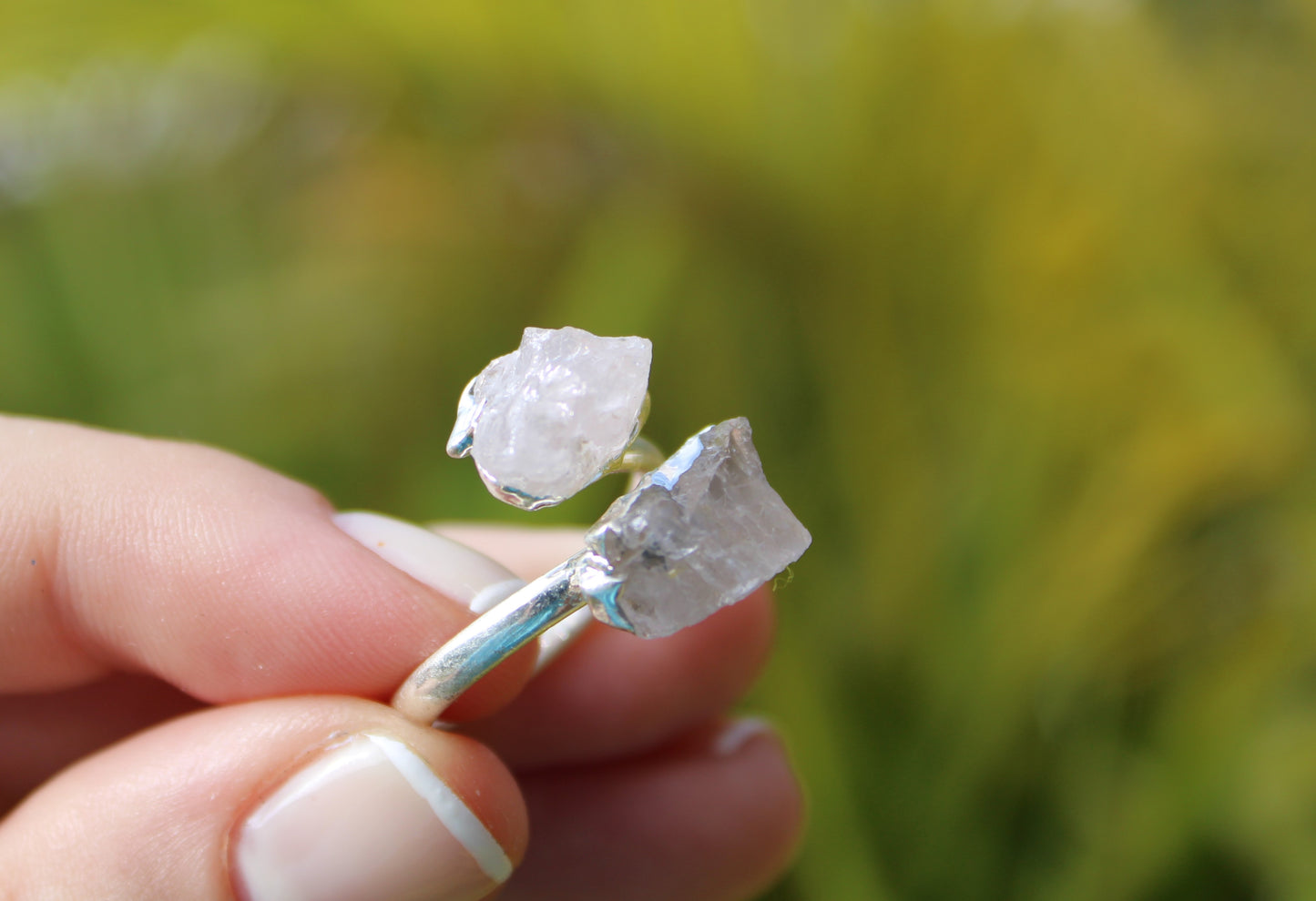 Adjustable double raw stone ring