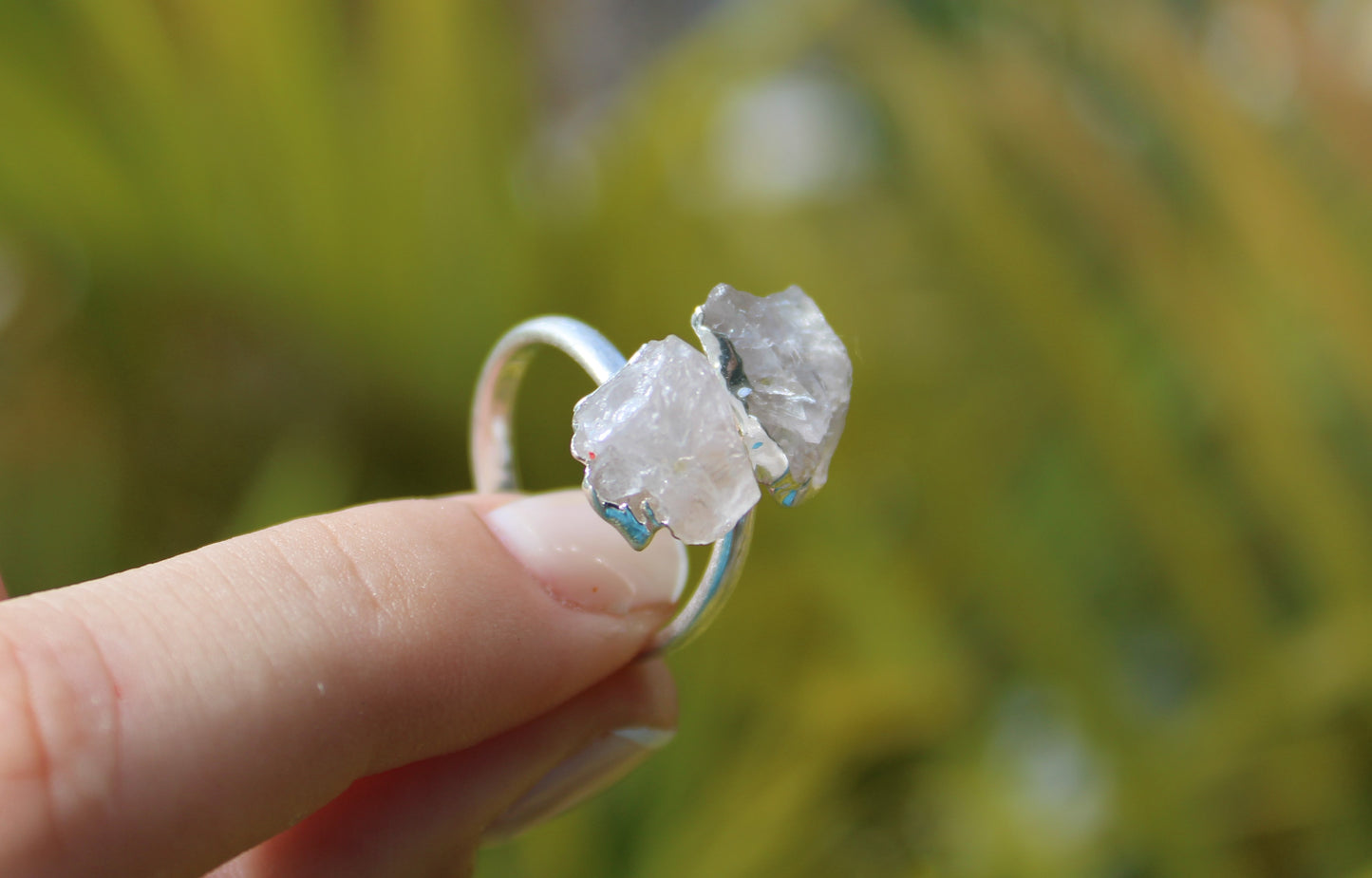 Adjustable double raw stone ring