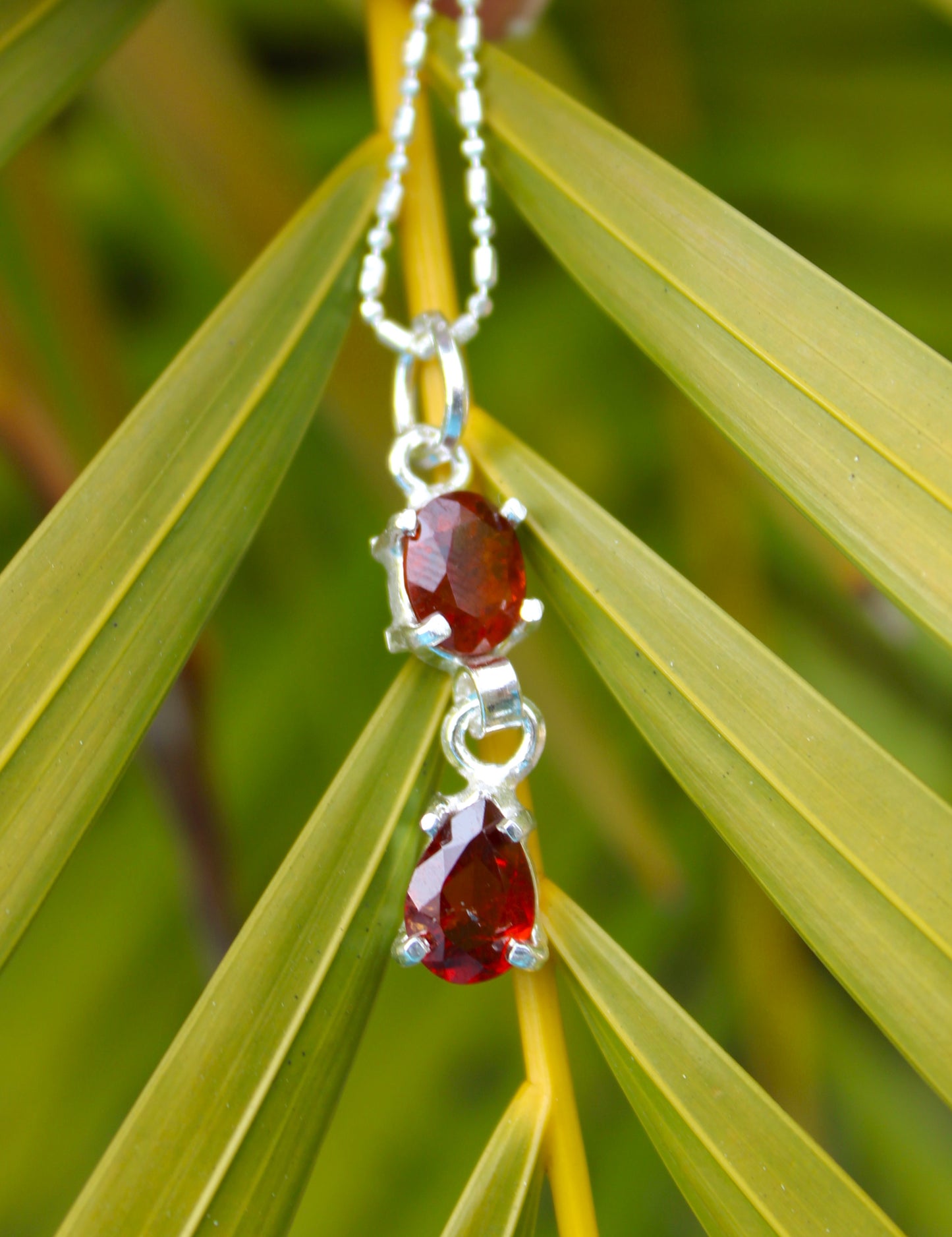 Double teardrop and oval pendant Citrine or Garnet