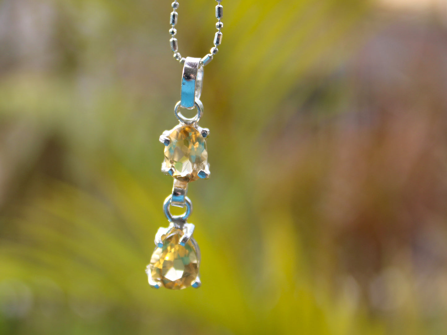 Double teardrop and oval pendant Citrine or Garnet