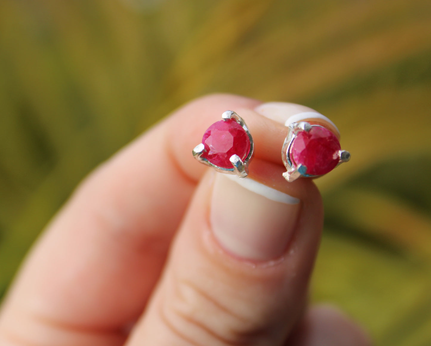 Ruby stud earring