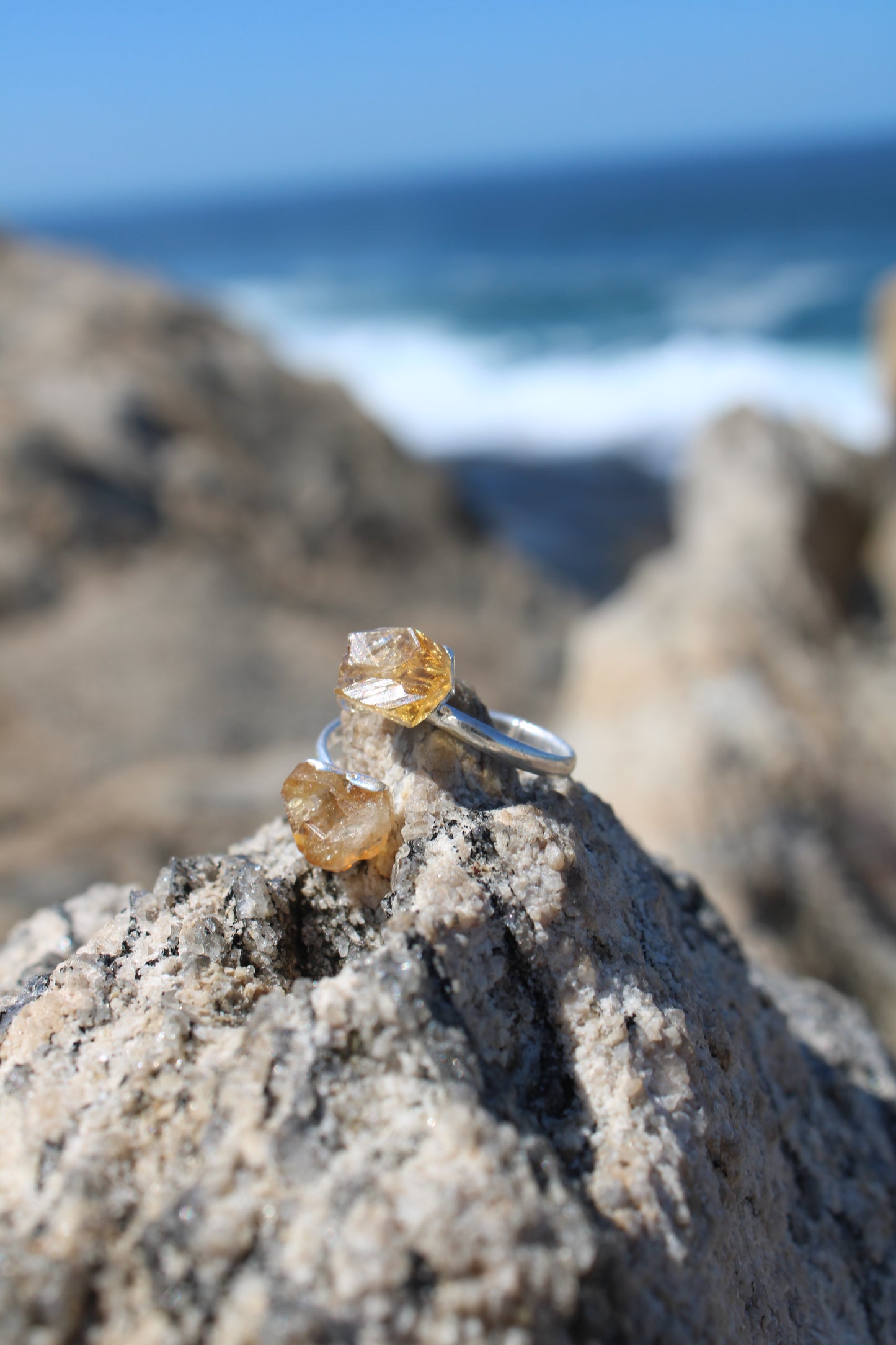 Adjustable double raw stone ring