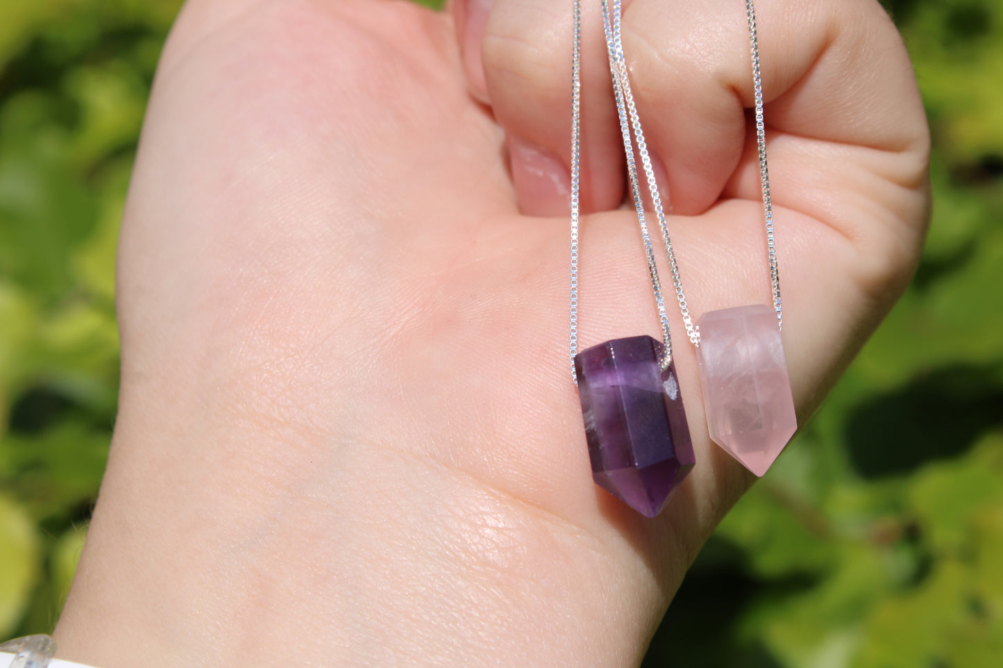 Point Necklace Amethyst or Rose Quartz