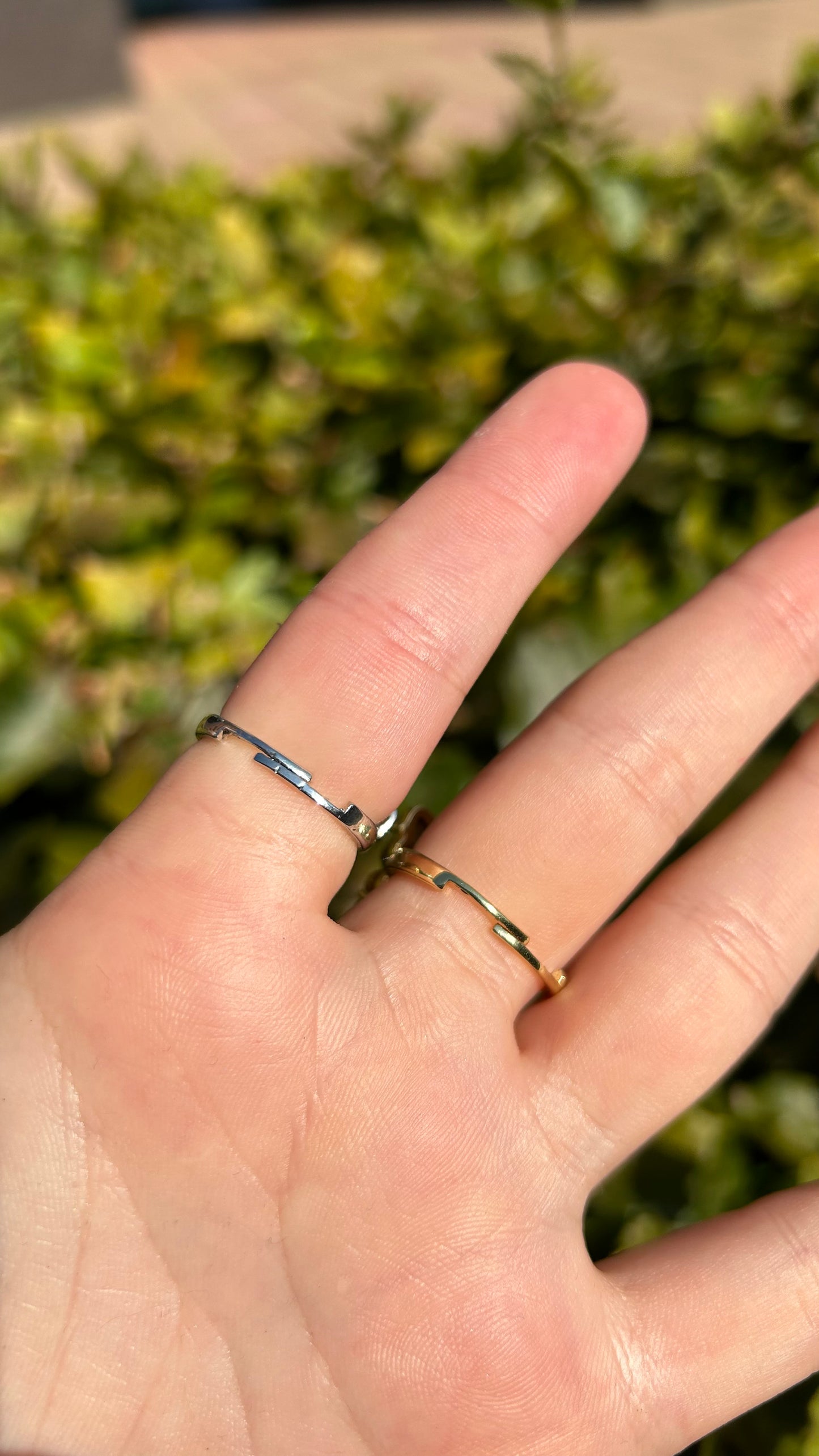 Butterfly ring